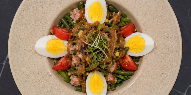 La Niçoise Salad