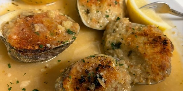 Baked Clams Oreganata