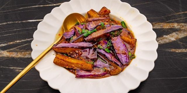 Eggplant in Garlic Sauce