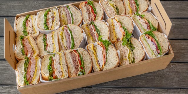 Woodside Sandwich Tray