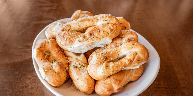 Garlic Knots