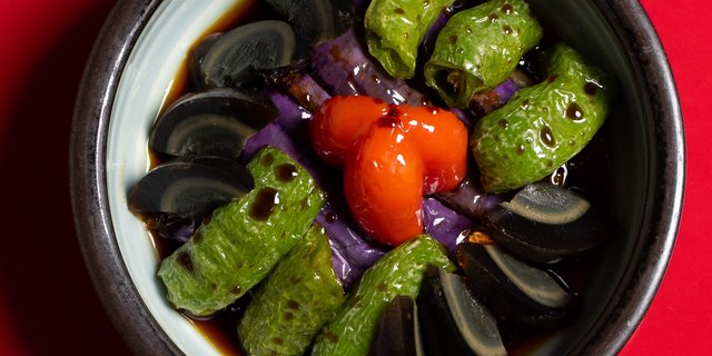 1,000 Year Egg - 烧椒皮蛋