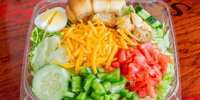 Santini House Salad