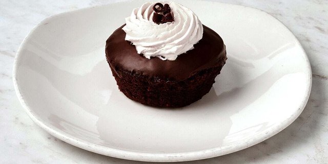 Mostess Cupcake