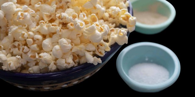 Sour Cream & Chive Popcorn