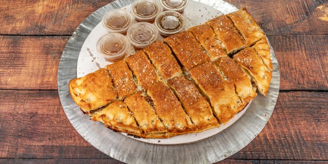 Classic Beef Pizza Pocket