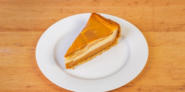 Deluxe Salted Caramel Cheesecake