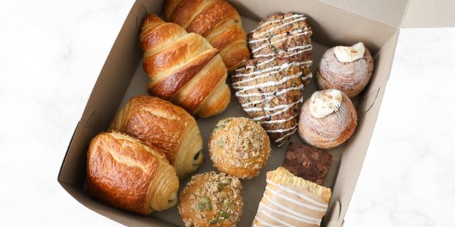 Classic Bakery Case