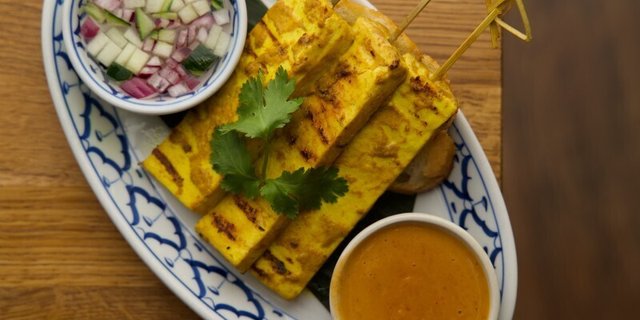 Vegan Tofu Satay Tray