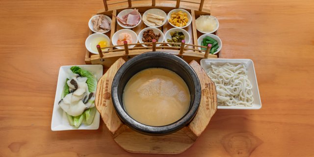 No.1 Crossing Bridge Rice Noodles
