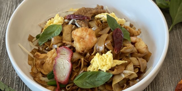 Drunken Noodles