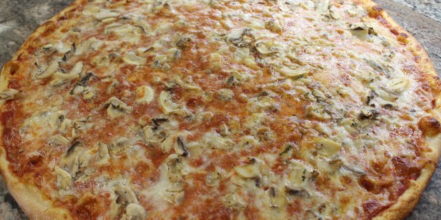 Mushroom 18" Round Pizza