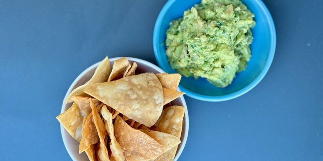 Individual Chips & Guac