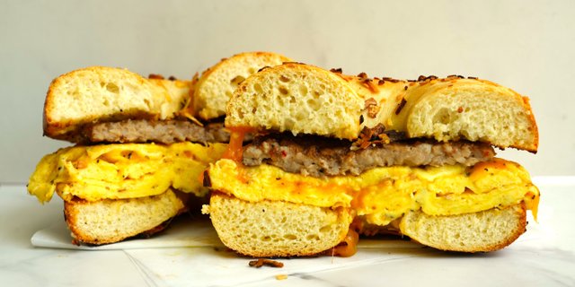 Sausage, Egg & Cheese Breakfast Sandwich Tray