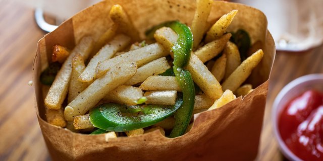 Salt & Pepper Garlic Fries