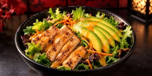 Chicken & Avocado Salad