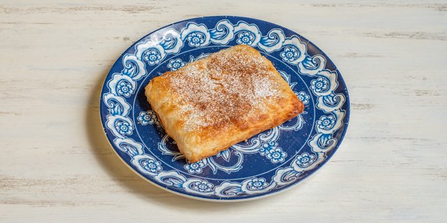 Bougatsa