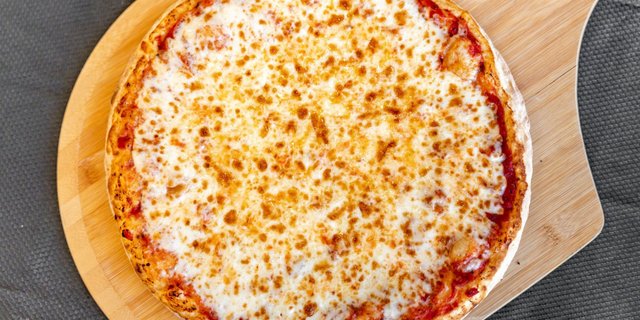 Cheese Pizza