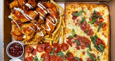 Vic & Dean's Pizzeria