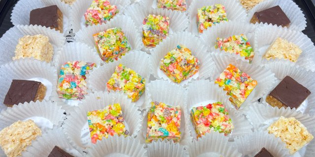 Mini Rice Crispie Bites