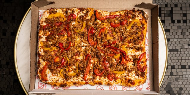 Sausage & Peppers Pizza