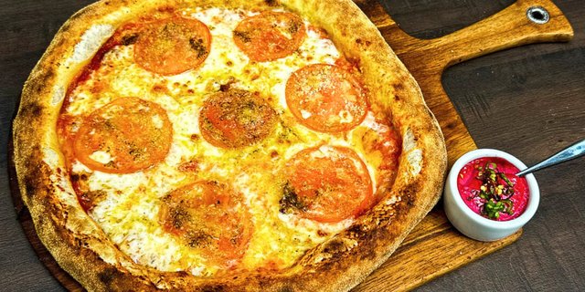 Napolitana Pizza
