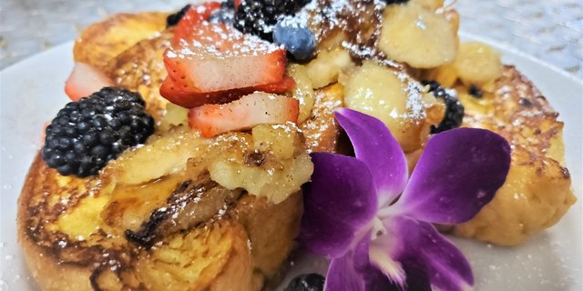 Huge Fluffy Challah French Toast