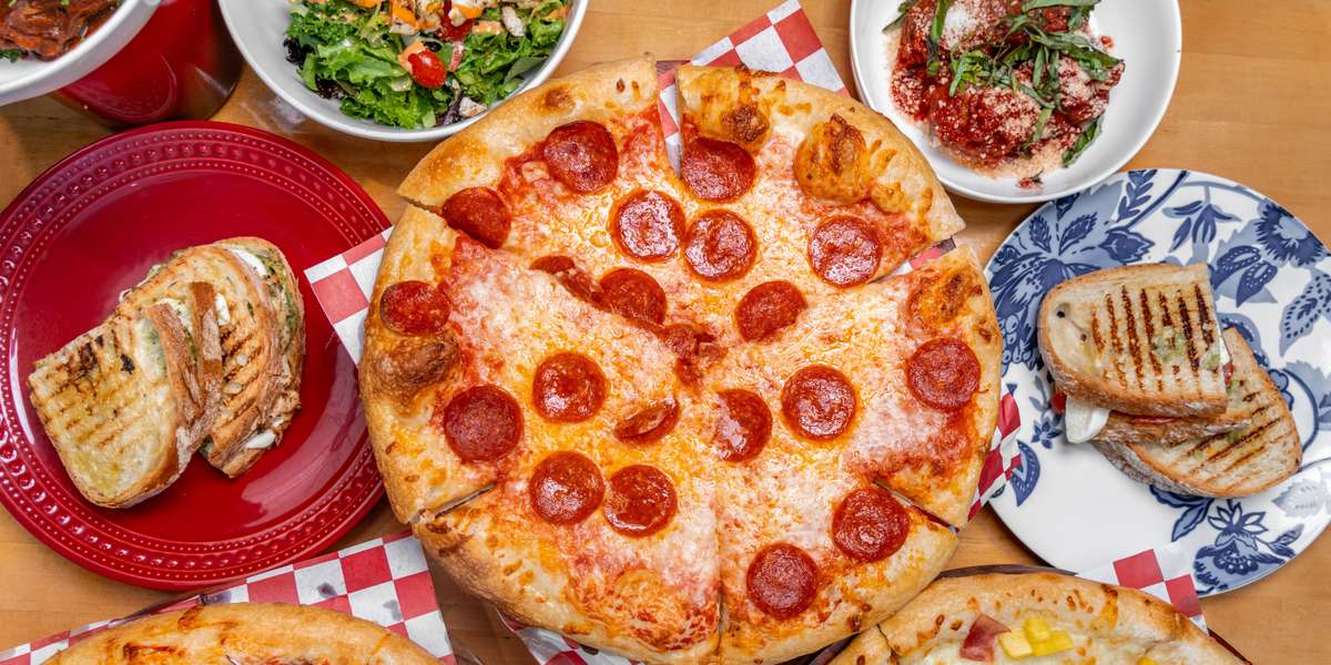 Minya's Pizza
