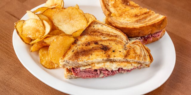 Corned Beef Sandwich Boxed Lunch
