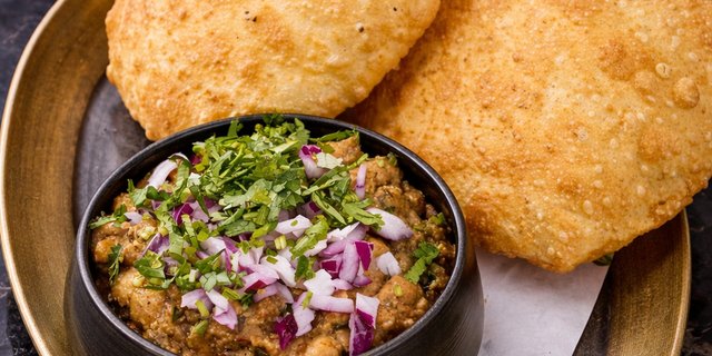 Chana Bhatoora