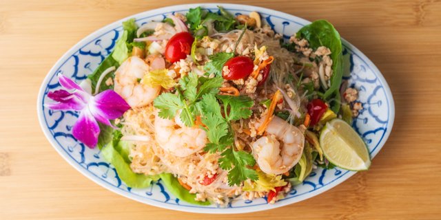 Yum Woon Sen Salad