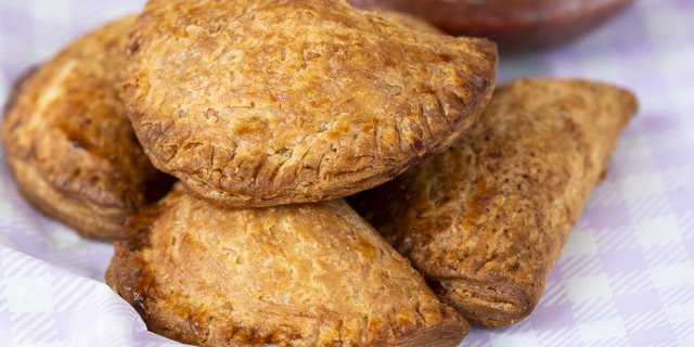 Sausage, Egg & Cheese Breakfast Empanadas