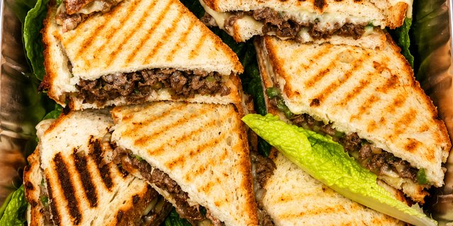 Cheesesteak Panini Platter