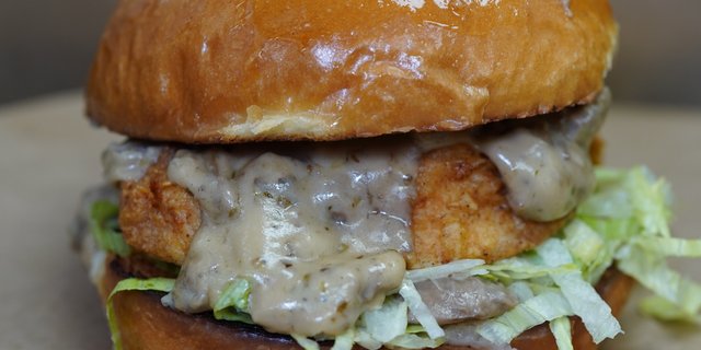 Wall Street Chicken Sandwich