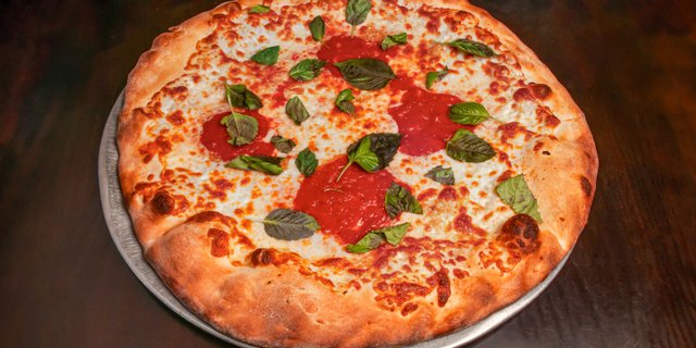 Old Fashion Pizza
