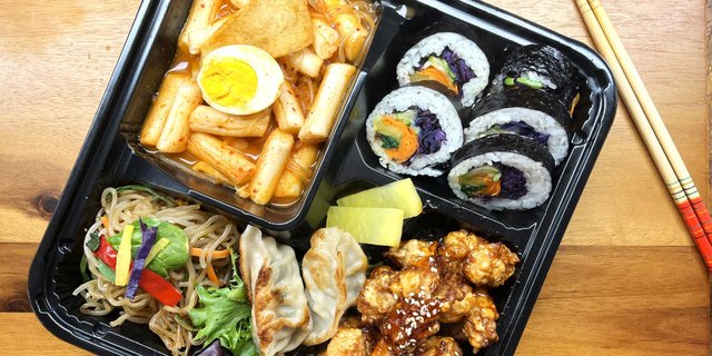 All-In-One Korean Food Box