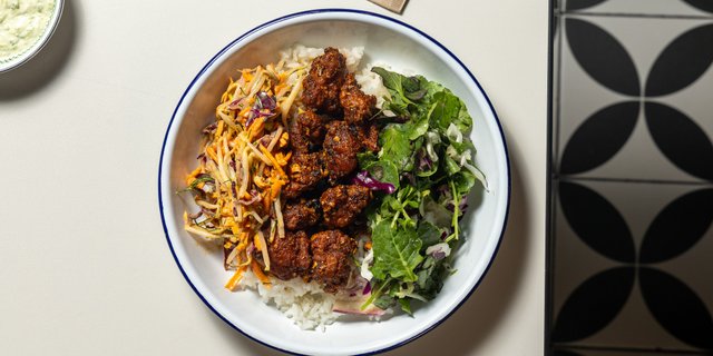Chili Crisp Chicken Bowl