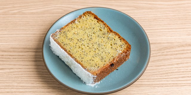 Almond Lemon Teacake