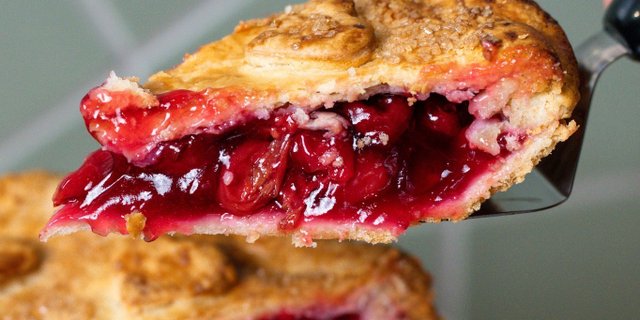 10" Tart Cherry Pie