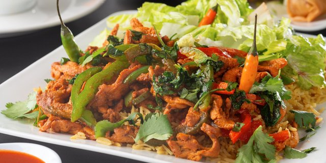 Chicken Tikka Over Rice Platter