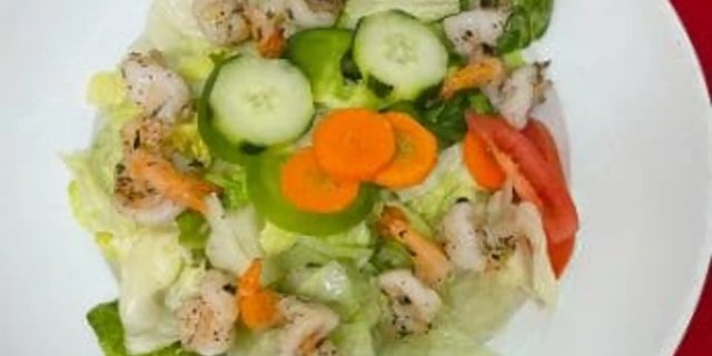 Grilled Shrimp Salad