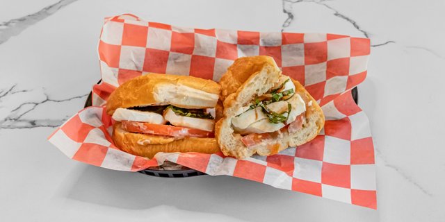 Caprese Sandwich
