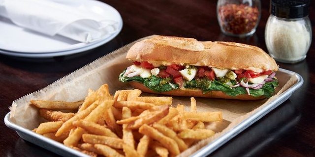 Caprese Sandwich Box Lunch