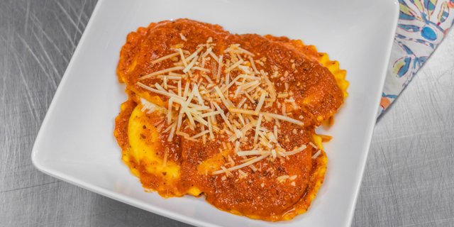 Napoli Cheese Ravioli