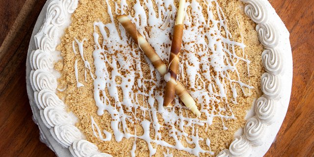 Horchata 8" Cake
