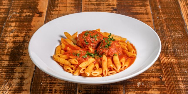 Penne & Meatballs