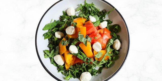 Heirloom Tomato Caprese Salad