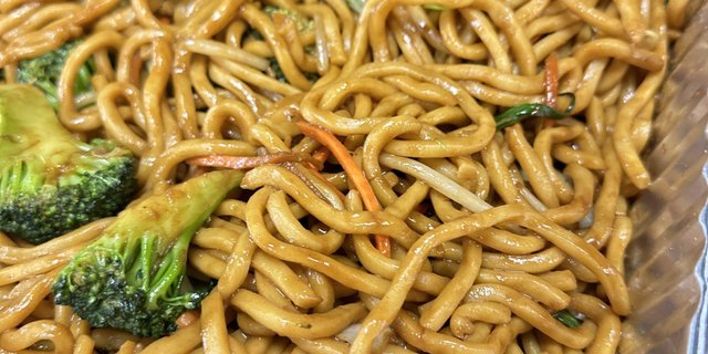 Vegetable Chow Mein