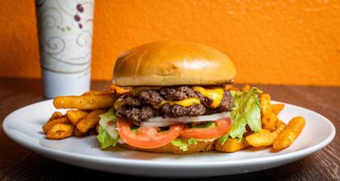 MF Gyros & Burgers