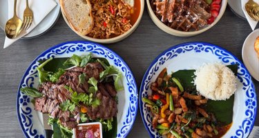 Maple Pine Breakfast & Thai Kitchen